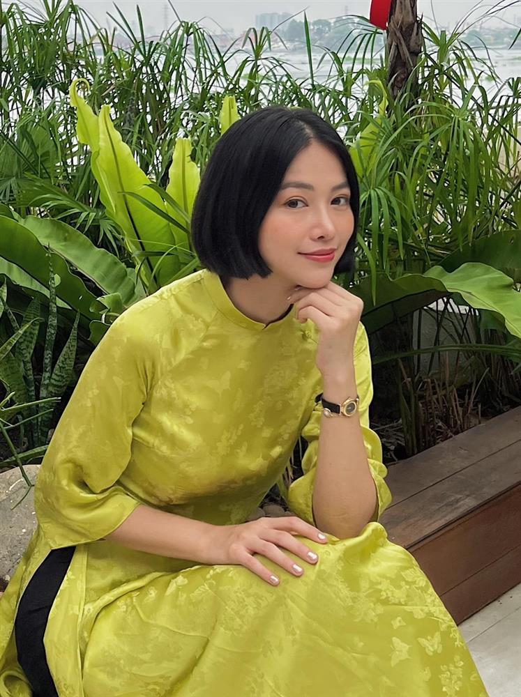 Hoa hậu Phương Khánh: Nhan sắc mặn mà, chiến đấu bệnh cường giáp-1