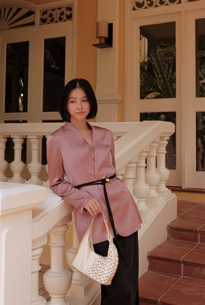 Hoa hậu Phương Khánh: Nhan sắc mặn mà, chiến đấu bệnh cường giáp-8