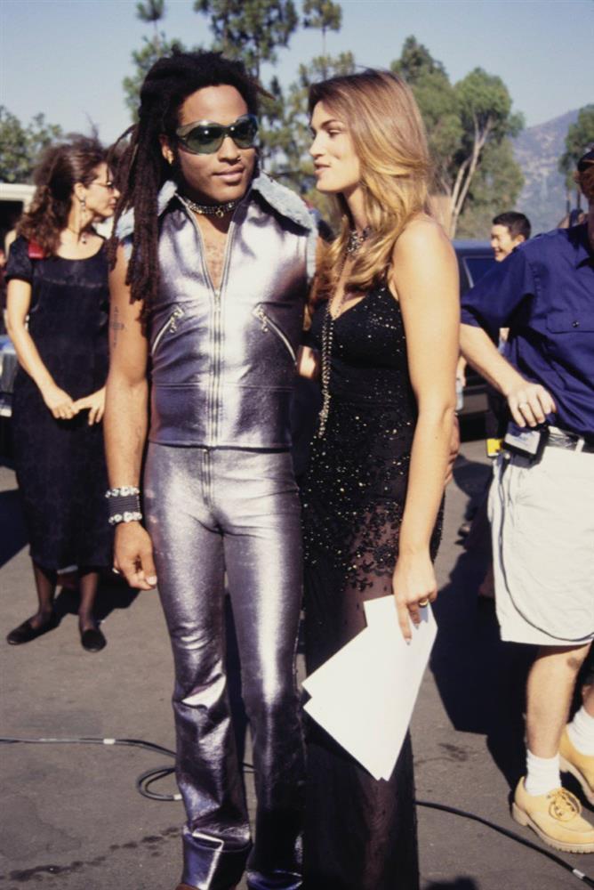 Những trang phục thảm đỏ nam giới công chúng khiến công chúng không bao giờ quên-2