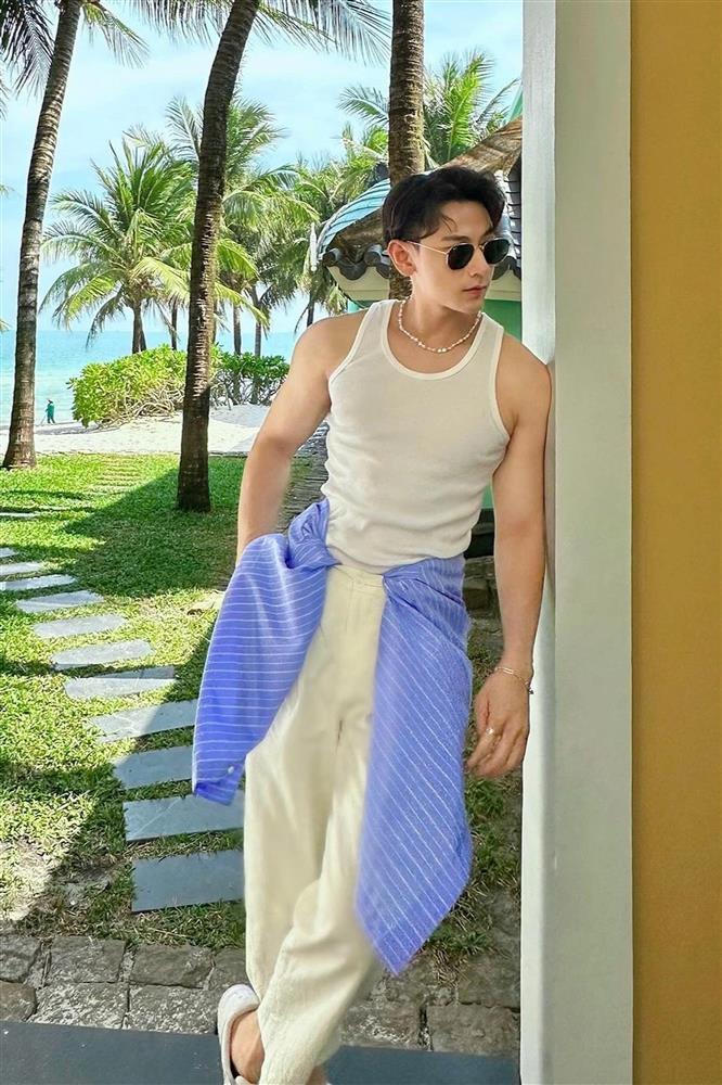 Gu thời trang sành điệu, lịch lãm của những mỹ nam tuổi Rồng-1