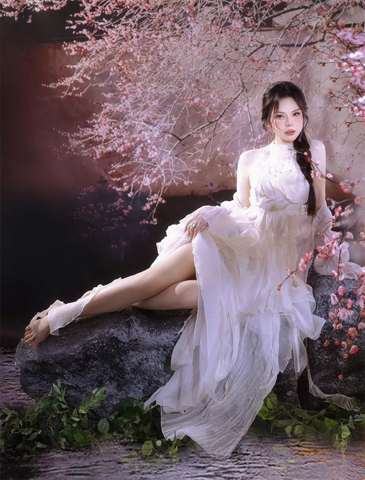 Con dâu tỷ phú Hoàng Kiều: Tôi vẫn được ba chồng lì xì Tết-2