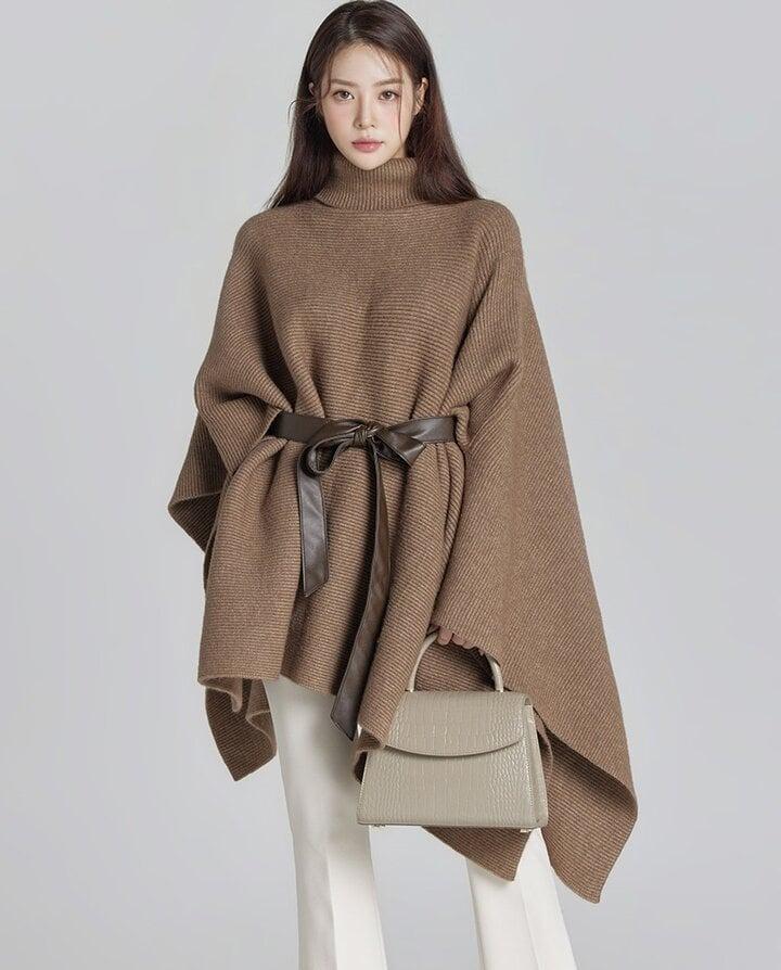 Cách phối đồ thời trang với áo len cách điệu-5