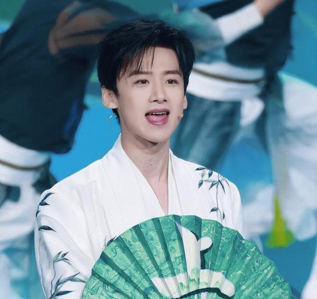 Showbiz Hoa ngữ: Những bê bối đầu năm!-4