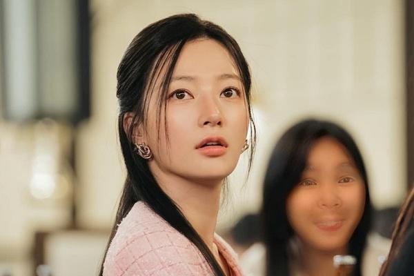 Tiểu tam Cô đi mà lấy chồng tôi bị tố tát bạn học 90 phút-4