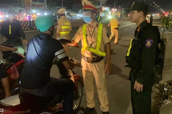 Hơn 700 trường hợp vi phạm nồng độ cồn trong 7 ngày Tết ở Bình Dương-1