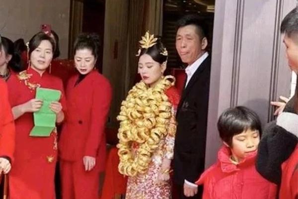 Đám cưới siêu khủng ở Sóc Trăng, cô dâu nhận của hồi môn 120 tỷ đồng-7