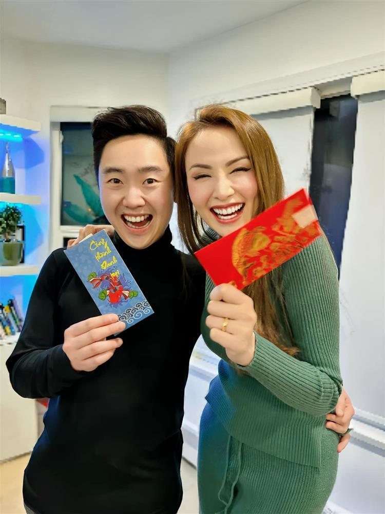 Hoa hậu Diễm Hương lần đầu công khai chồng và chuyện tình đơn phương 5 năm-2