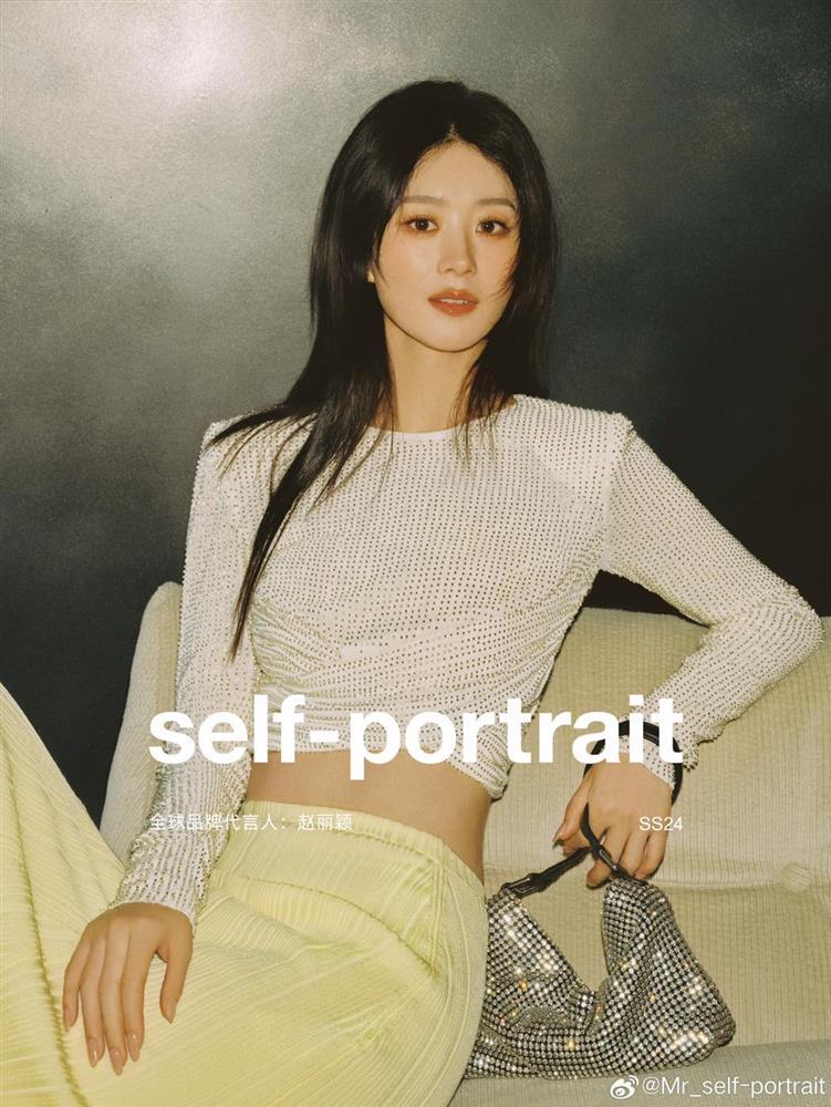 Triệu Lệ Dĩnh thông báo tin vui đúng ngày Lễ Tình nhân, vòng eo con kiến của cô nàng liền gây chú ý-1