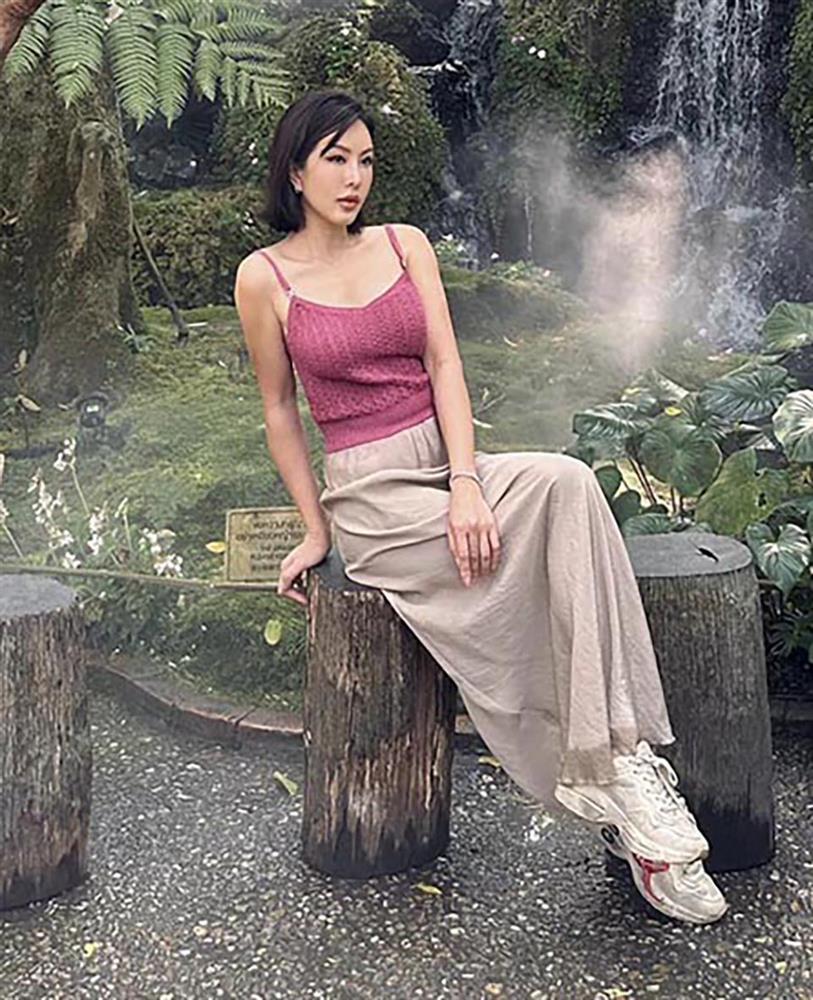 Hoa hậu Thu Hoài thay đổi diện mạo gây ngỡ ngàng sau ly hôn-2