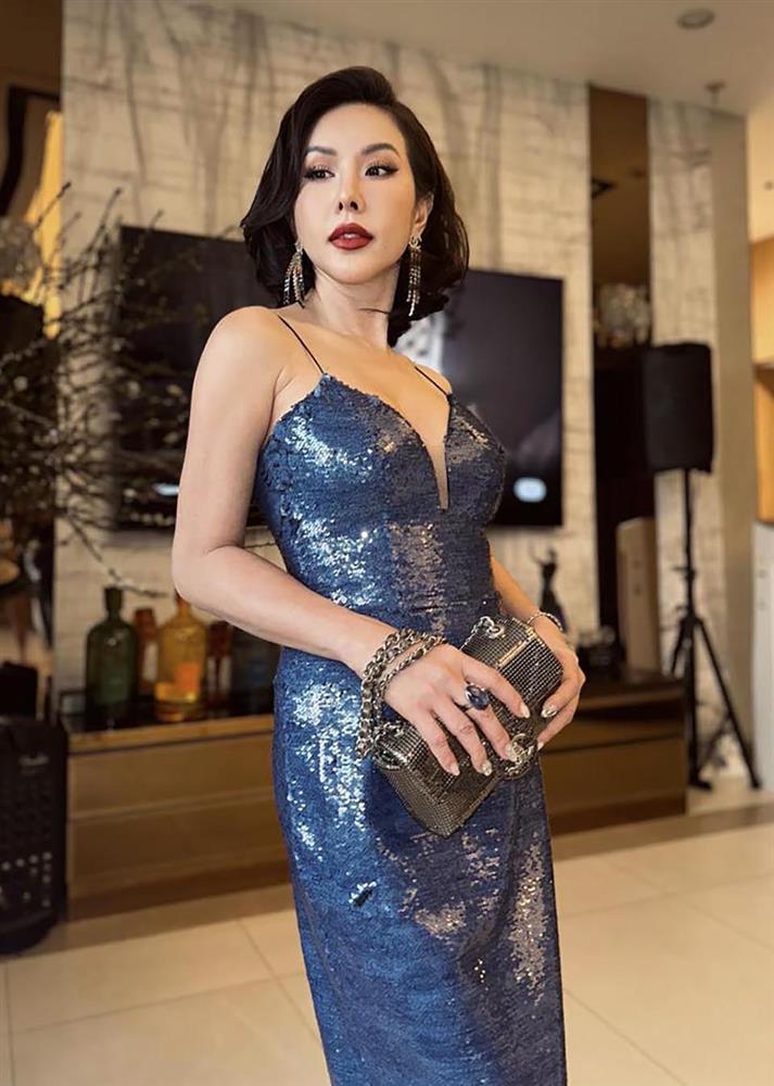 Hoa hậu Thu Hoài thay đổi diện mạo gây ngỡ ngàng sau ly hôn-3