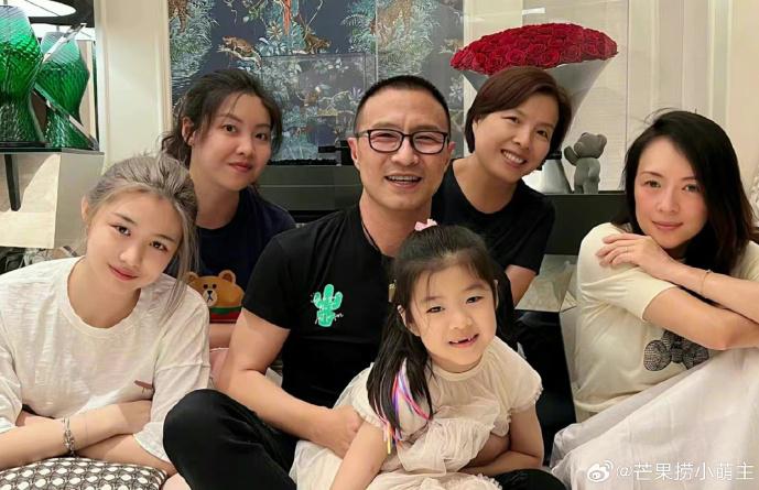 Bắt gặp Chương Tử Di đưa con riêng của chồng cũ đi du lịch Nhật Bản-3