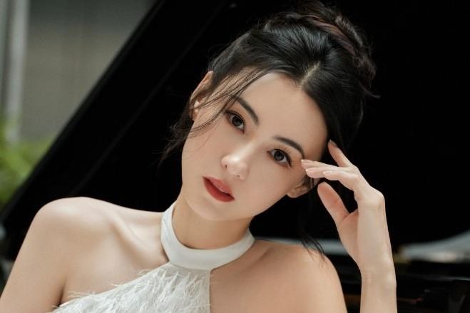 Trương Bá Chi giữa thông tin sinh con thứ 4-4