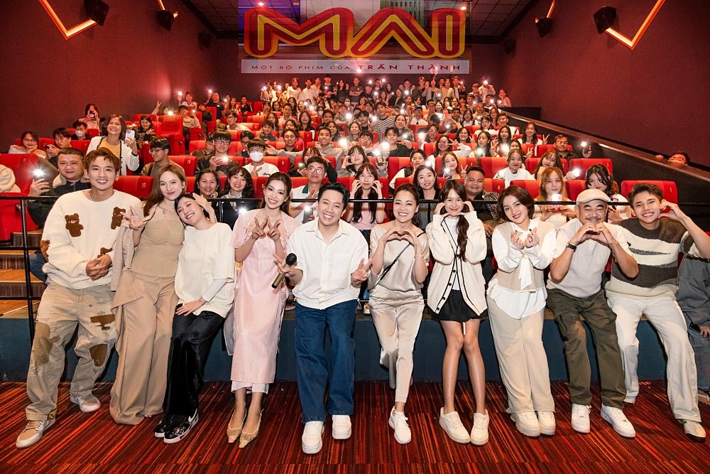 Hoa hậu Tiểu Vy gây bão dù chỉ xuất hiện cuối phim trăm tỷ của Trấn Thành-4