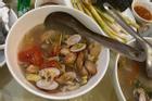 16 người ăn hết gần 12 triệu đồng tiền hải sản ở Hạ Long có 'chặt chém'?