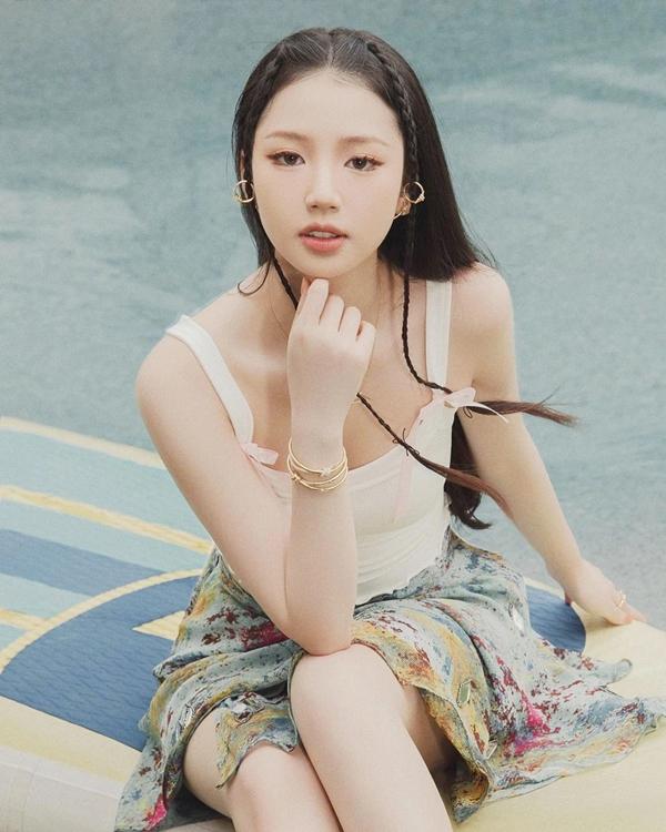 Phong cách gợi cảm, sang chảnh của dàn mỹ nhân tuổi Rồng-10