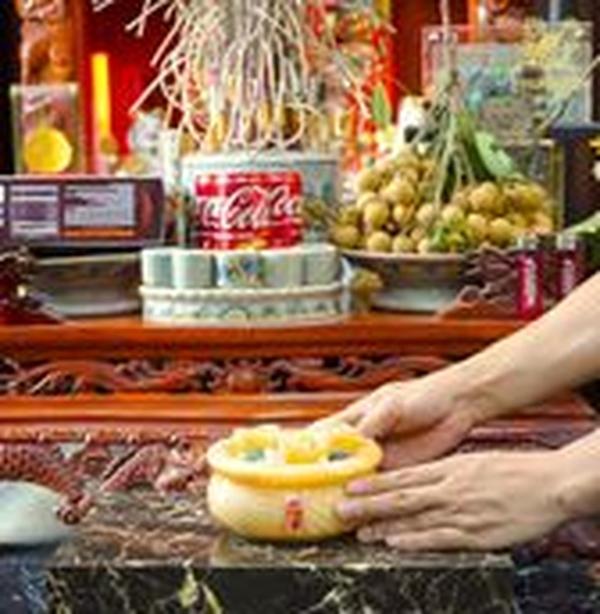 Thầy phong thủy hướng dẫn cách sắp đặt ban thờ, sắm đồ lễ, bài khấn cúng vía Thần Tài để cả năm đại cát phát tài-2