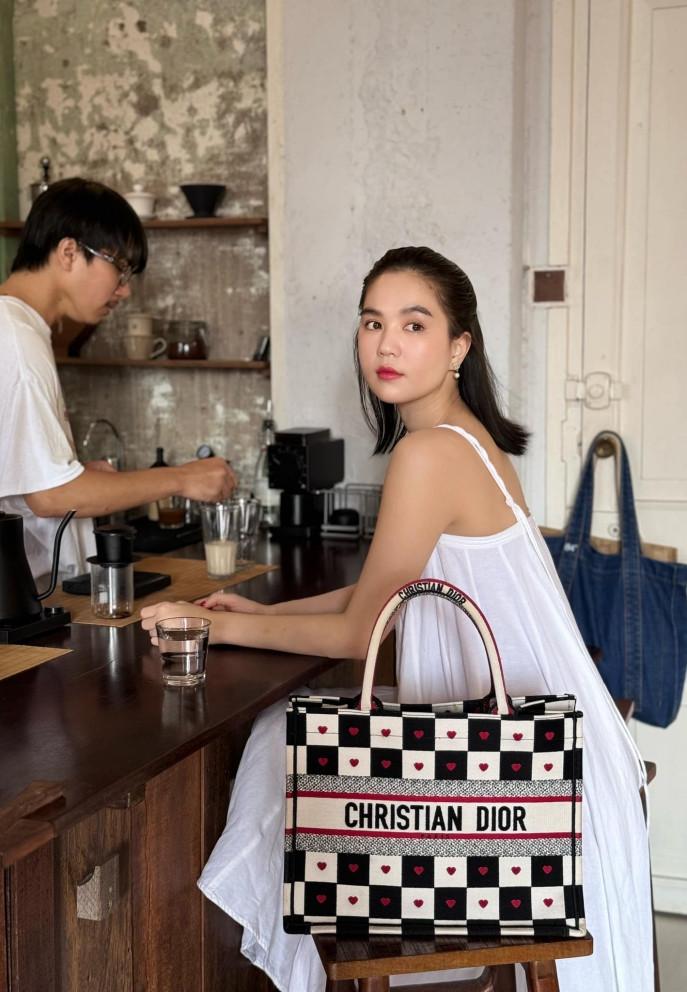 Ngọc Trinh bị mất ngủ, sum họp gia đình sau khi hưởng án treo-4