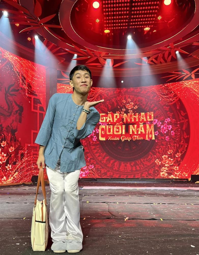 Tuấn Mõ đóng Táo Quân 2024: Khó ngủ vì vai đồng tính, từng bị ném đá-2