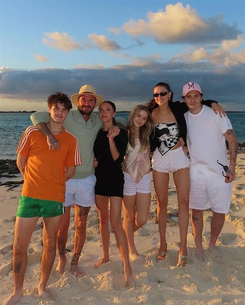 Dâu trưởng tỷ phú nhà Beckham bày tỏ nỗi lòng khi bị chê chẳng làm ăn gì-5