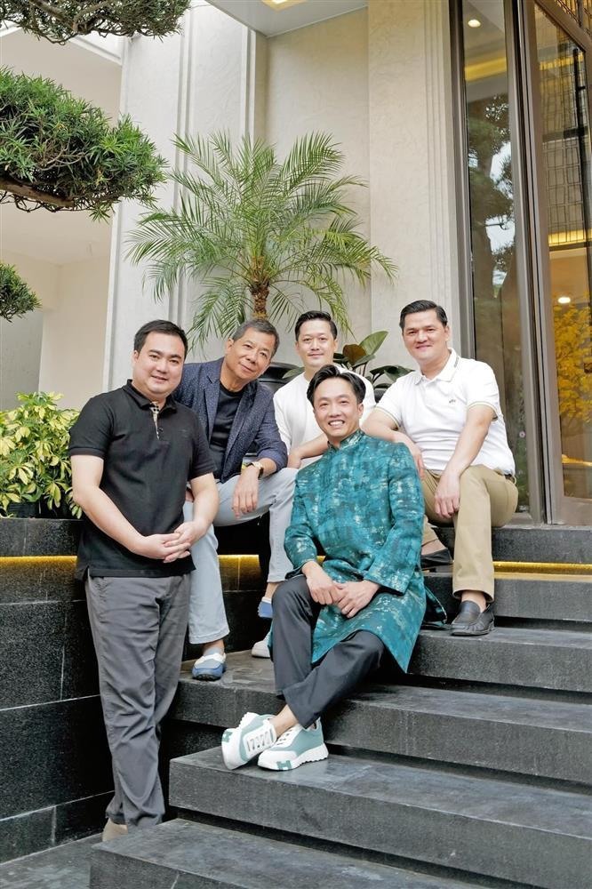 Cường Đô La khoe ảnh đại gia đình đầu xuân-6