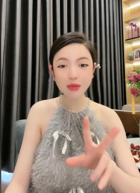 Cuộc sống của Quang Hải và các cầu thủ sau khi lấy vợ hot girl-1