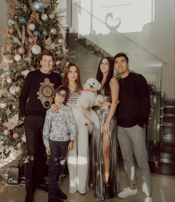 Nữ tỷ phú Mỹ gốc Việt cho con trai đập heo đất tiết kiệm sau Tết, số tiền khiến ai cũng choáng váng-2