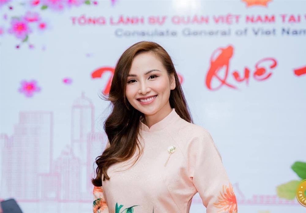 Hoa hậu Diễm Hương được chồng người Canada yêu chiều, nấu ăn ngon mỗi ngày-1