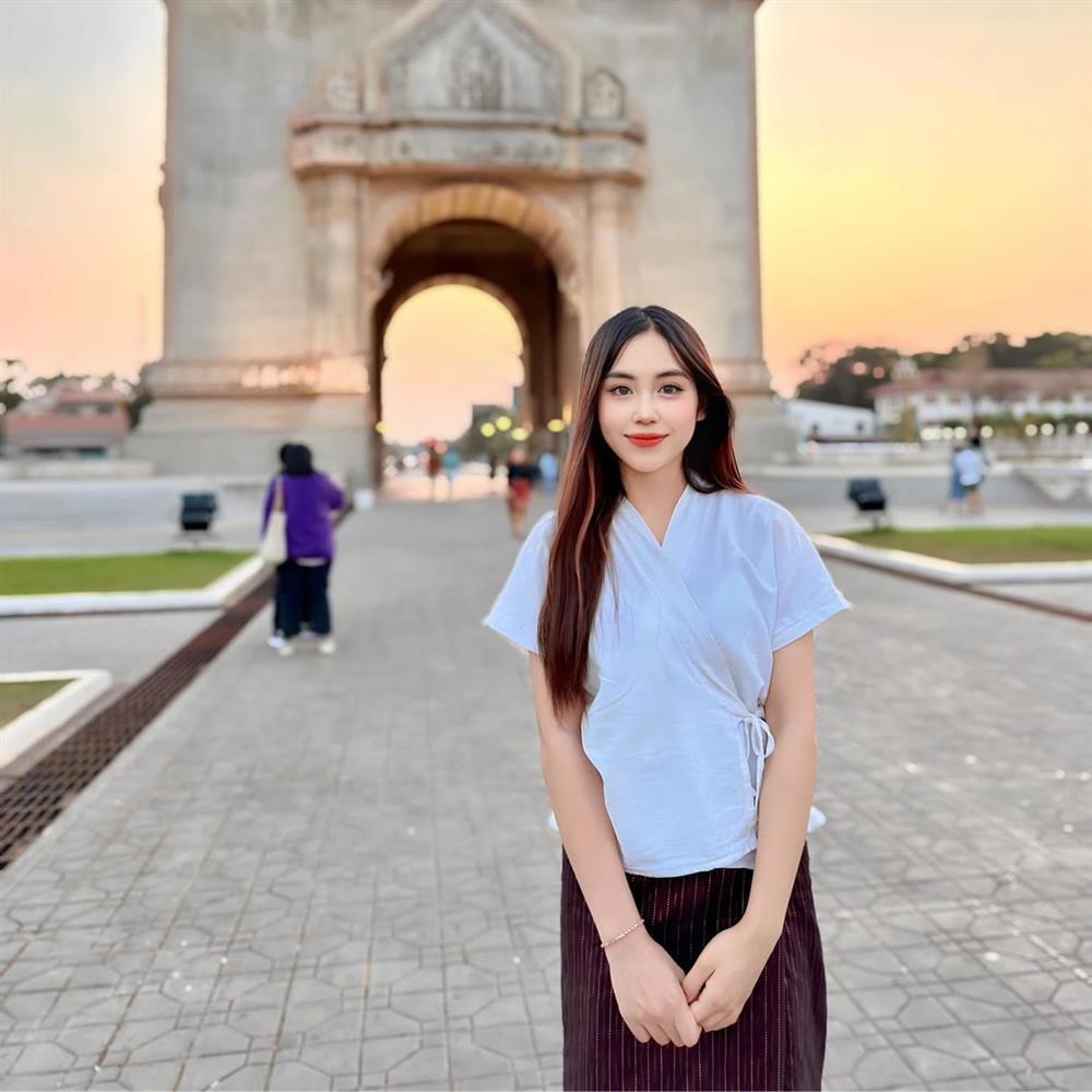 3 hot girl Lào vừa xinh đẹp, vừa đa tài được dân mạng Việt yêu mến-5