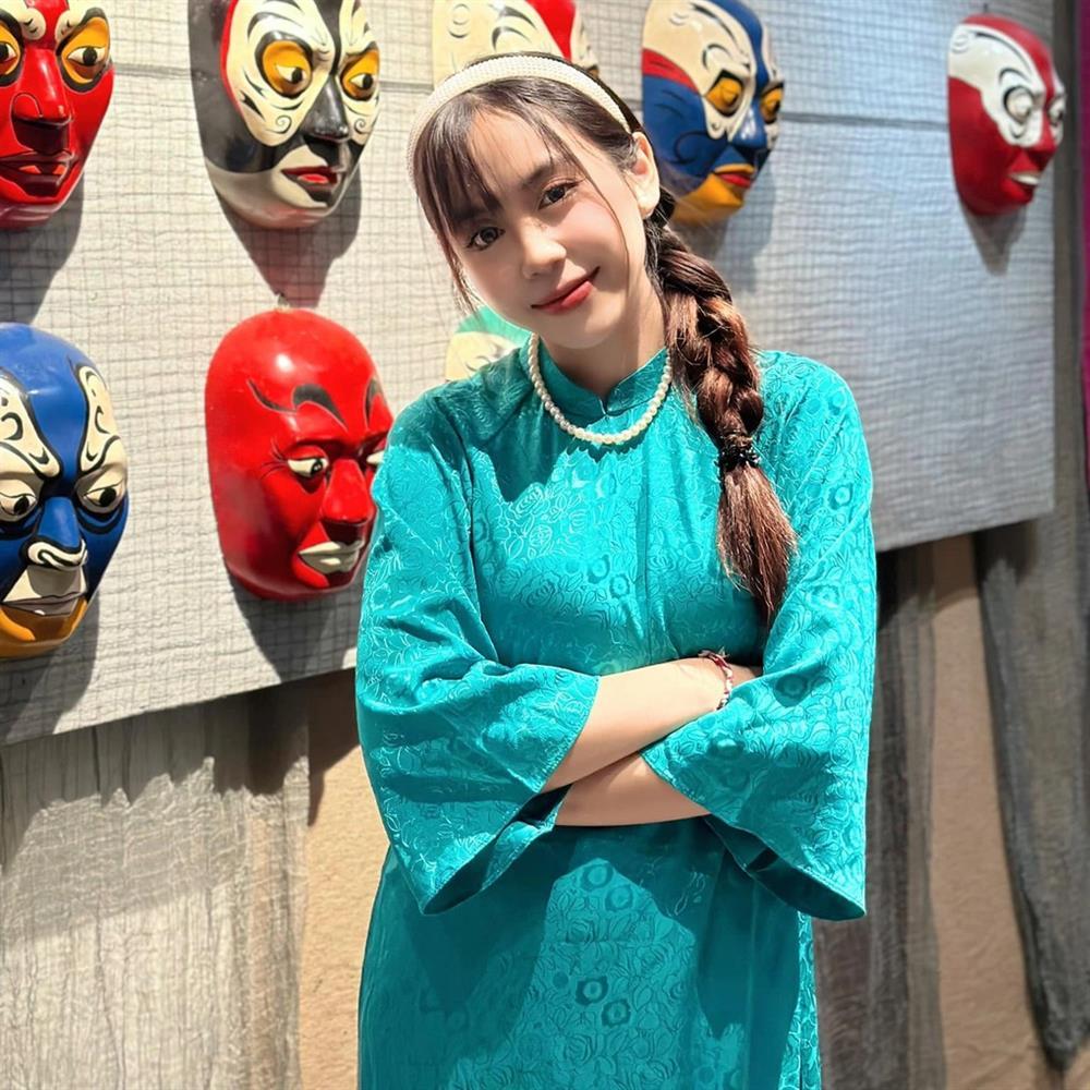 3 hot girl Lào vừa xinh đẹp, vừa đa tài được dân mạng Việt yêu mến-6