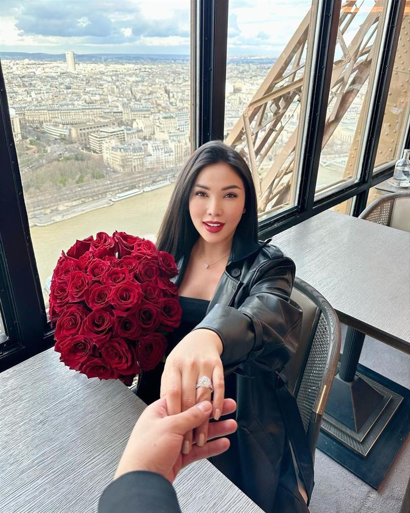 Quỳnh Thư lần đầu tiết lộ tâm trạng sau màn cầu hôn bạc tỷ ở Paris: Đã sẵn sàng bước vào cuộc sống hôn nhân-2