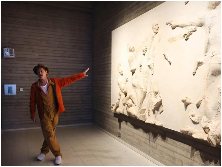 Cuộc sống xa hoa tột bậc của Brad Pitt trước khi ở chung nhà với người tình trẻ tuổi-4