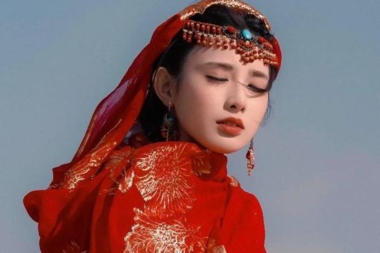 Đúng 18h hôm nay, ngày 19/2/2024, 3 con giáp Thần May Mắn mỉm cười, tiền bạc kéo về