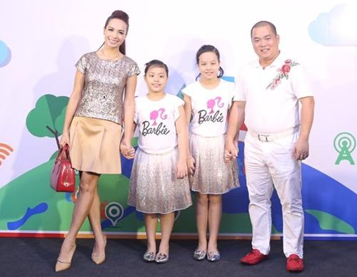 Loạt gia đình sao Việt đón một bề con gái: Vân Trang niềm vui nhân 3, các cô chiêu ai cũng xinh đẹp - tài năng-7