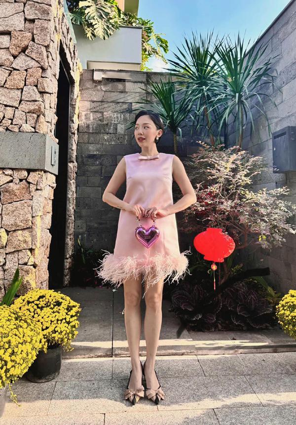 Tóc Tiên khoe body sau Tết nuột nà, fan tò mò bí quyết không phải ai cũng làm được-1