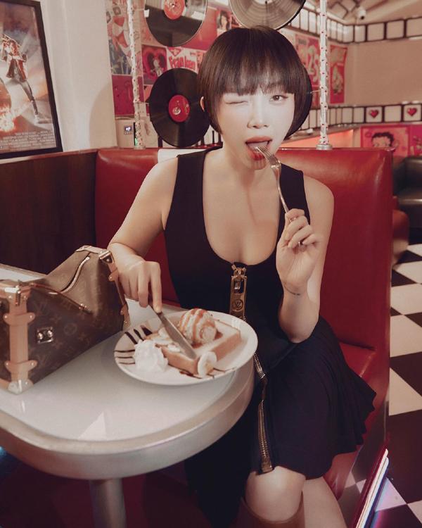 Tóc Tiên khoe body sau Tết nuột nà, fan tò mò bí quyết không phải ai cũng làm được-3