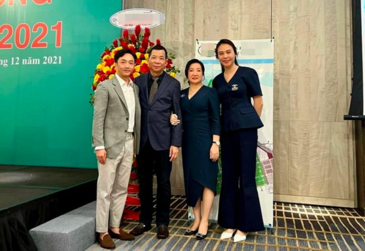 Những lần Đàm Thu Trang xuất hiện bên mẹ chồng đại gia gây sốt-4