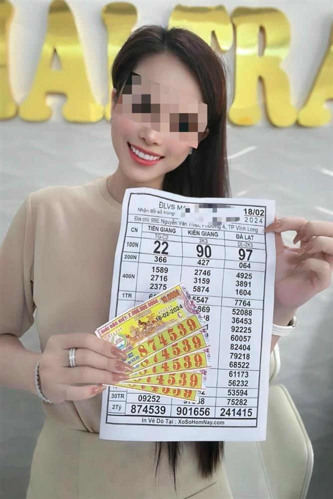 Xôn xao người dân miền Tây trúng 5 tờ vé số đặc biệt ngày vía Thần Tài-1