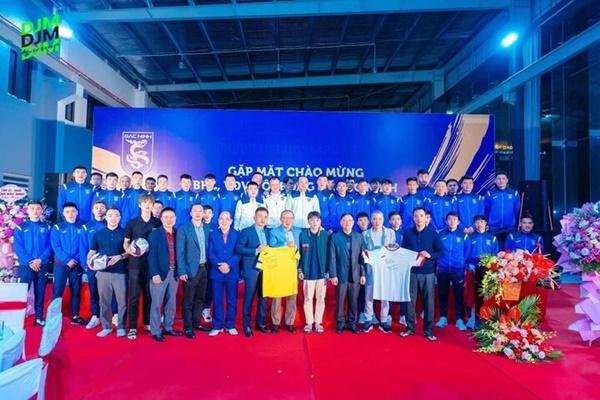 HLV Park Hang Seo ký hợp đồng với CLB Bắc Ninh-1