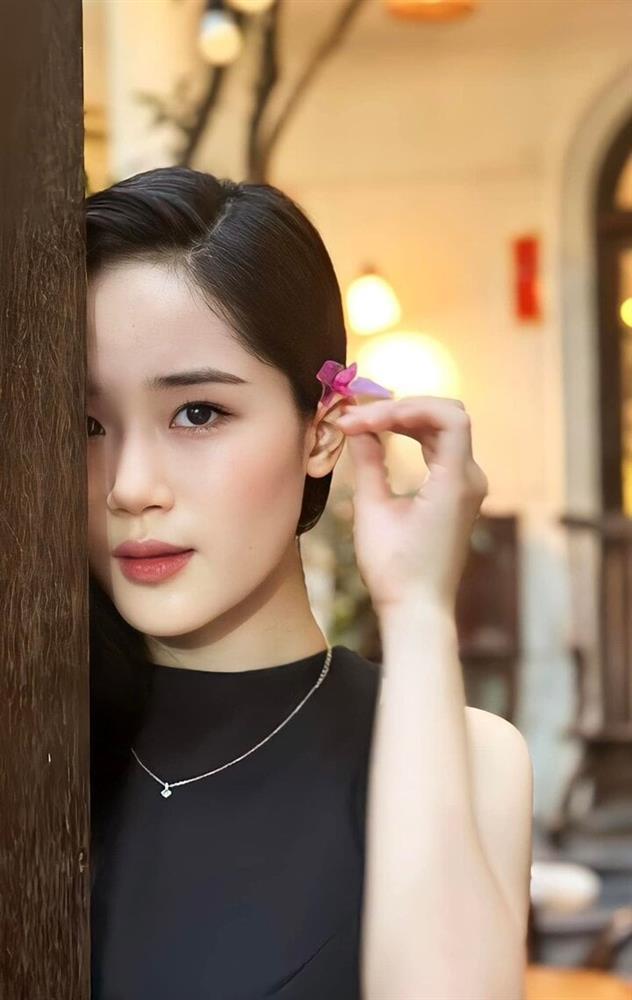 Nữ chính xinh đẹp của phim Đào, phở và piano đang gây sốt là ai?-9