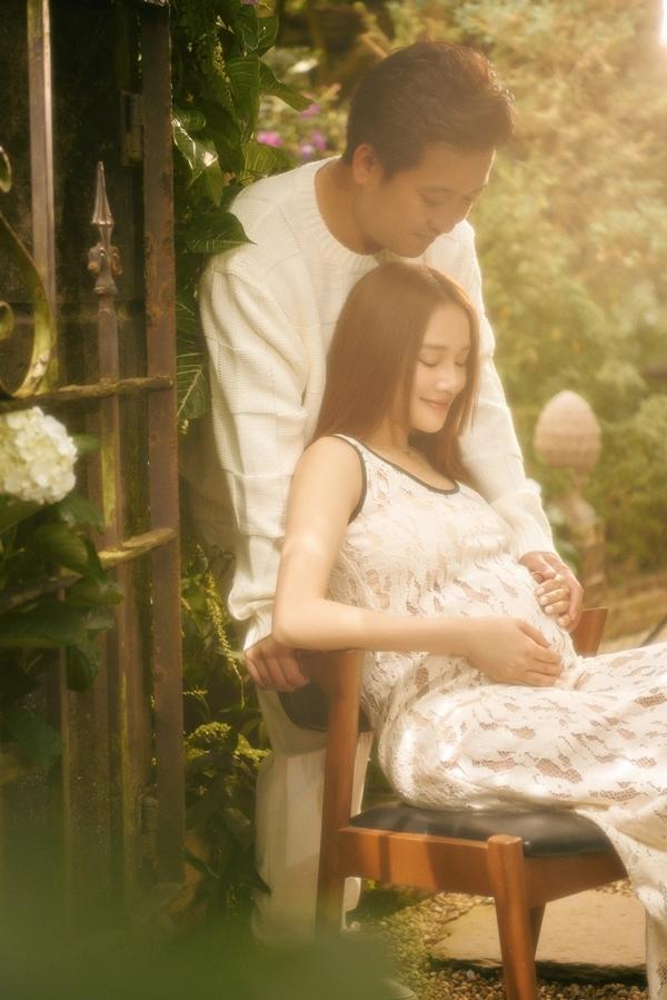 Nhã Phương - Trường Giang: 6 năm viên mãn, chồng mua đất vợ đứng tên sổ đỏ-5