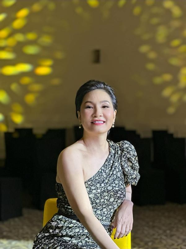 Phú bà phim Mai - Hồng Đào hiện đang sống thế nào tại Mỹ?-1