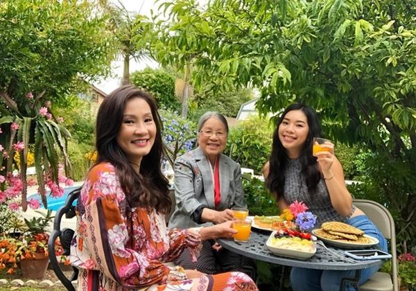 Phú bà phim Mai - Hồng Đào hiện đang sống thế nào tại Mỹ?-18