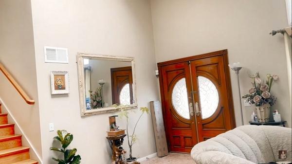 Phú bà phim Mai - Hồng Đào hiện đang sống thế nào tại Mỹ?-25