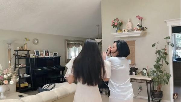 Phú bà phim Mai - Hồng Đào hiện đang sống thế nào tại Mỹ?-26