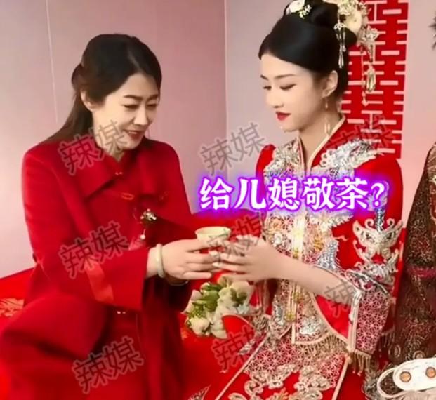 Mẹ chồng sinh năm 1987 gây sốt vì trẻ đẹp như con dâu-3