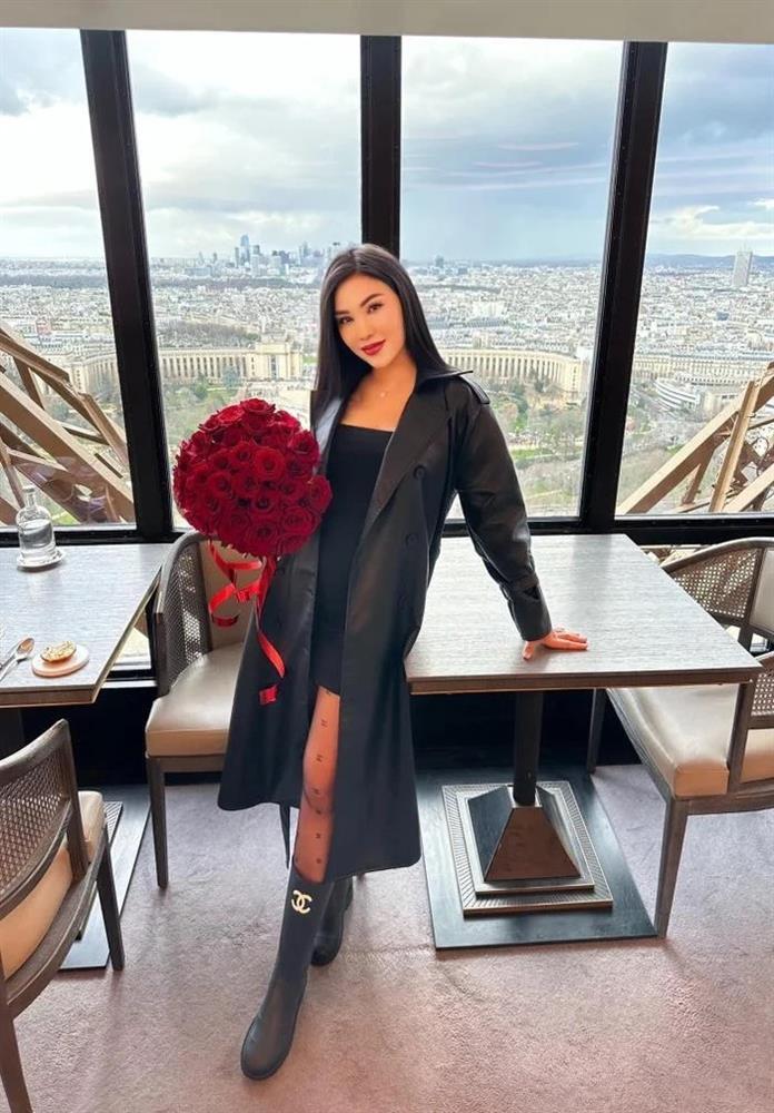 Sau khi khoe màn cầu hôn tại Pháp, Quỳnh Thư thông báo đã mang thai con đầu lòng-1