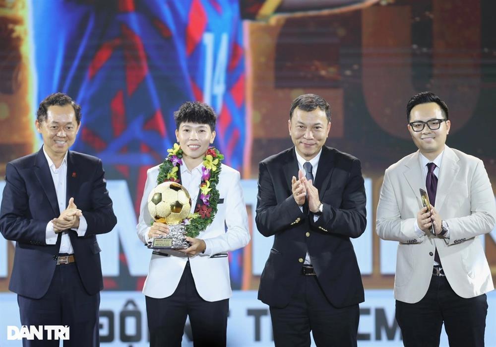 Kim Thanh: Giành Quả bóng vàng hồi hộp hơn cản phá phạt đền ở World Cup-2