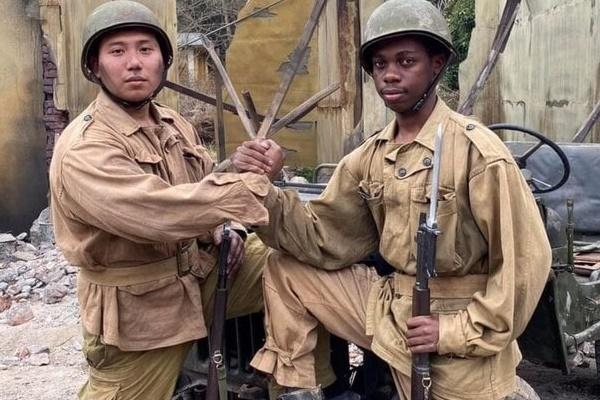 Đào, Phở Và Piano: Ra rạp không rầm rộ nhưng gây sốt bất ngờ-4