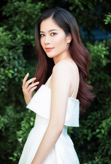 Loạt sao Việt bỗng dưng bị dân mạng réo tên sau loạt livestream của Nam Em, liệu khán giả sẽ tin ai?-3