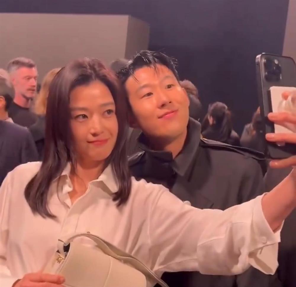 Son Heung Min xuất hiện cùng mợ chảnh Jun Ji Hyun sau vụ xô xát-2